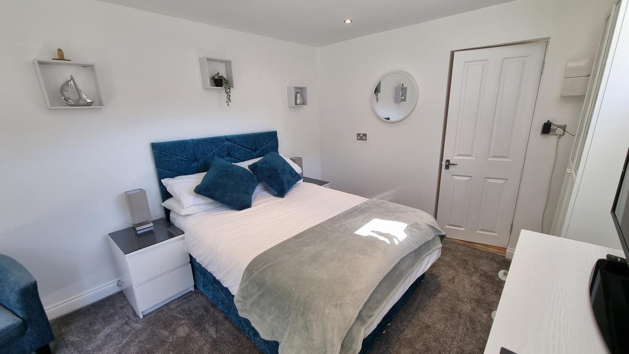 Self-Contained Annex, With Parking. Appartement Sittingbourne Buitenkant foto