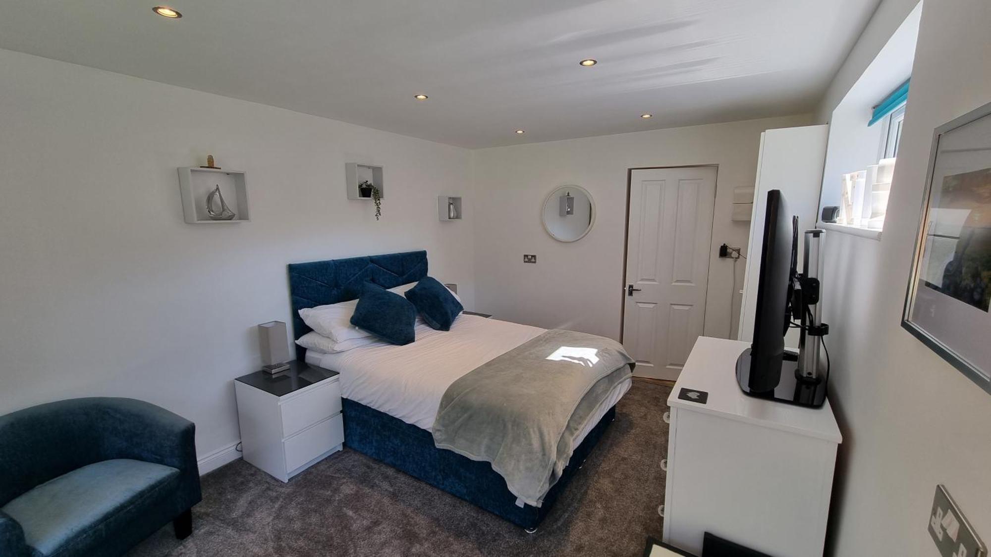 Self-Contained Annex, With Parking. Appartement Sittingbourne Buitenkant foto